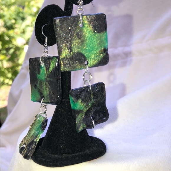 P.E.A.C.E Gallery - Picture 2 of 3